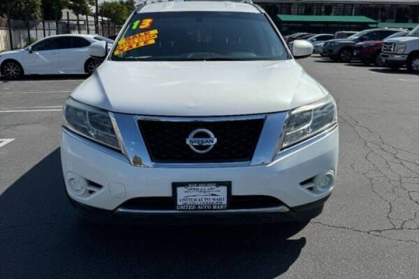 2013 Nissan Pathfinder SV