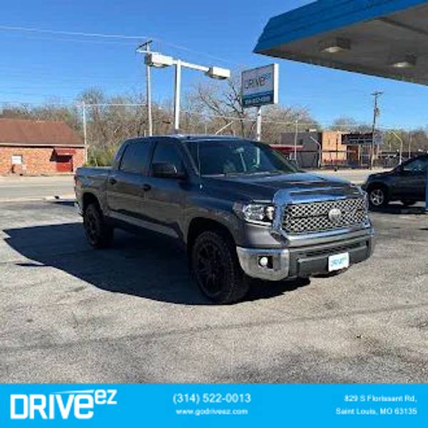 Toyota Tundra with VIN: 5TFDW5F14KX845523