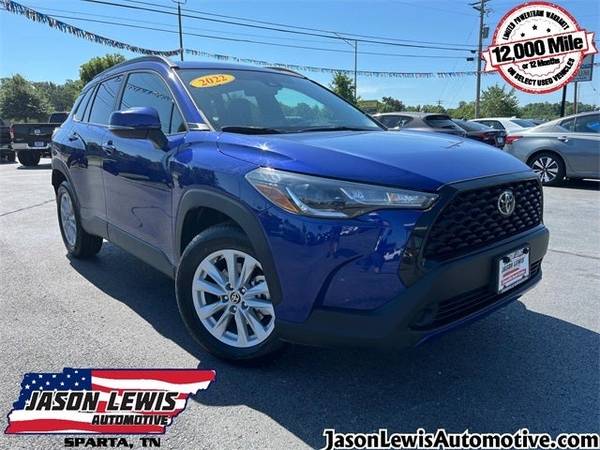 Toyota Corolla Cross with VIN: 7MUCAAAG2NV012558