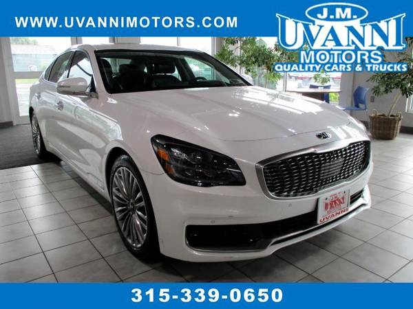 Kia K900 with VIN: KNAS24J61L6024044