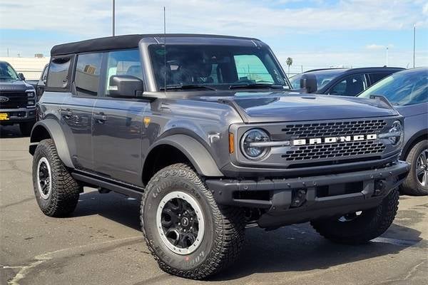 2024 Ford Bronco Badlands