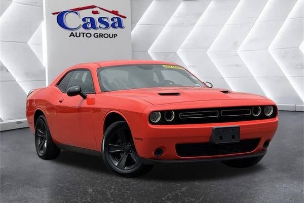 2019 Dodge Challenger SXT Coupe