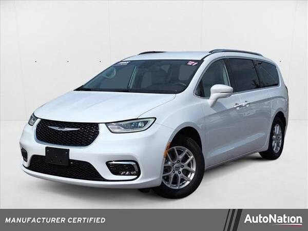 Chrysler Pacifica with VIN: 2C4RC1BG5MR537473