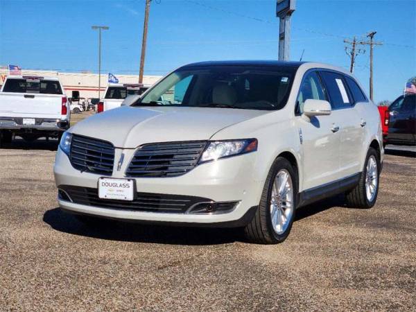 Lincoln MKT with VIN: 2LMHJ5ATXKBL03259