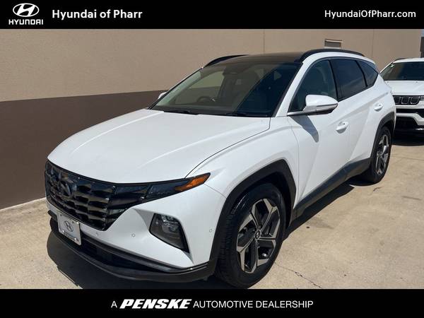 Hyundai Tucson with VIN: 5NMJE3AE7NH103571
