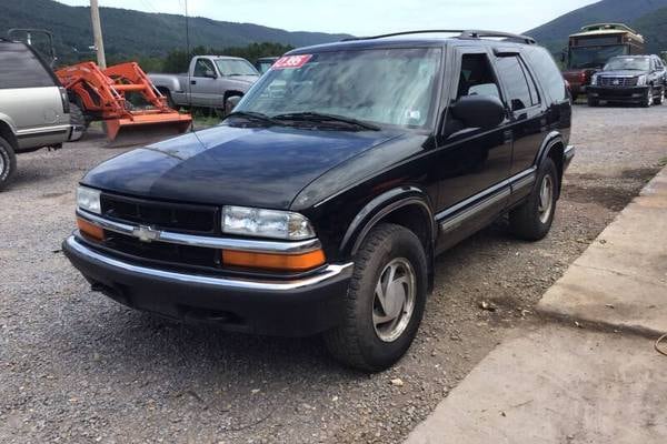 CHEVROLET - BLAZER - 2000/2000 - Prata - R$ 39.900,00 - Presence