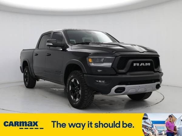 Ram 1500 with VIN: 1C6SRFLT6NN392586