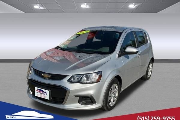 2020 Chevrolet Sonic LT Fleet Hatchback