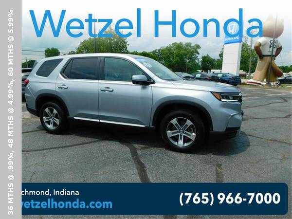Honda Pilot with VIN: 5FNYG2H45PB001304