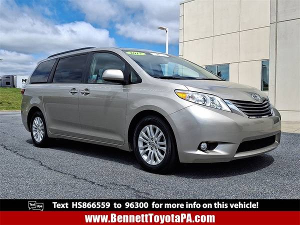 Toyota Sienna with VIN: 5TDYZ3DC9HS866559