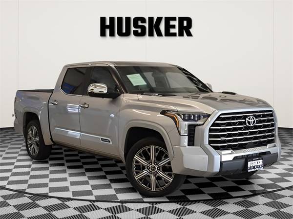 Toyota Tundra with VIN: 5TFVC5DB3RX064768