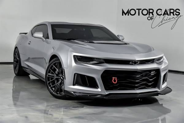 Chevrolet Camaro with VIN: 1G1FK1R69J0140253