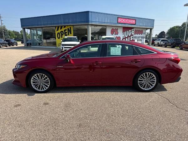 Toyota Avalon Hybrid with VIN: 4T1B21FB6KU001792