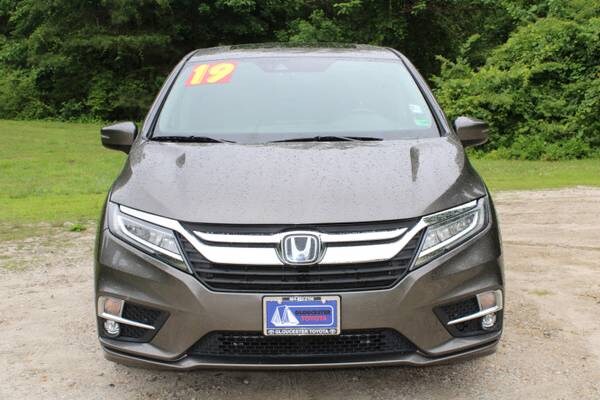 Honda Odyssey with VIN: 5FNRL6H90KB120356