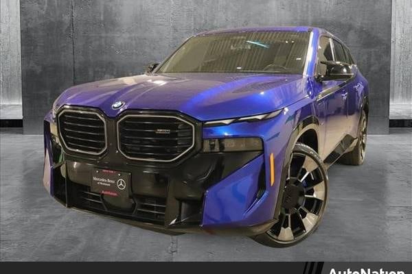 2024 BMW XM Base