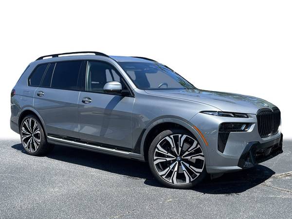 BMW X7 with VIN: 5UX23EM0XP9R80025