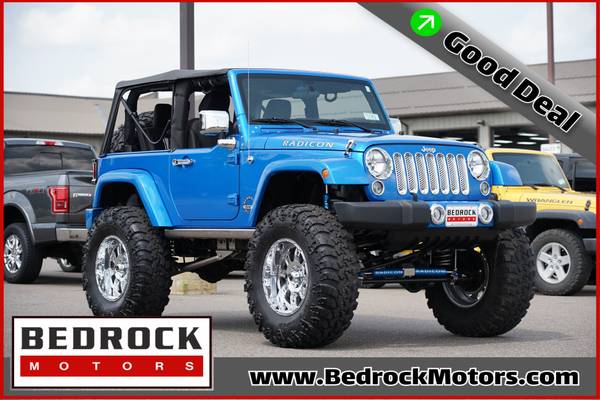 Jeep Wrangler with VIN: 1C4BJWCG7GL203610