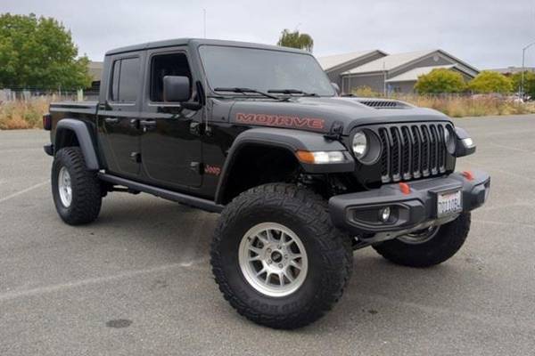 2023 Jeep Gladiator Mojave  Crew Cab