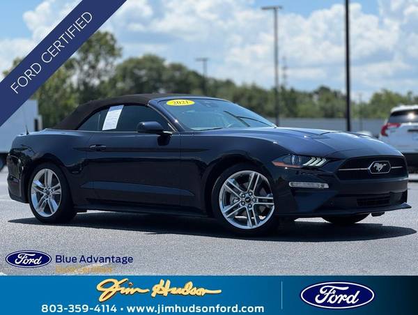 Ford Mustang with VIN: 1FATP8UH9M5138545