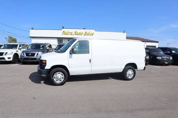 2011 Ford E-Series Van E-250