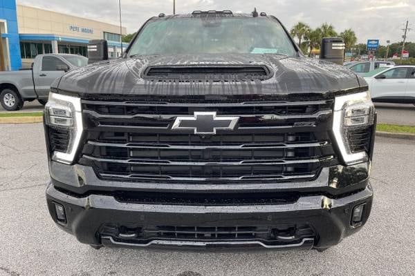 2024 Chevrolet Silverado 2500HD LTZ  Crew Cab