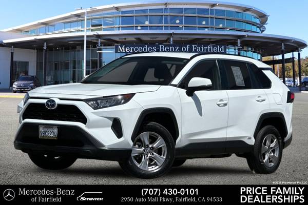 Toyota RAV4 Hybrid with VIN: 2T3MWRFV8NW140629