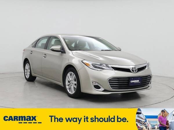 Toyota Avalon with VIN: 4T1BK1EB9EU102671