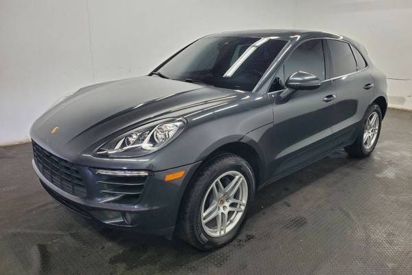 2018 Porsche Macan Base