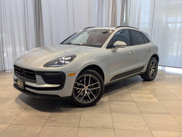 Porsche Macan with VIN: WP1AA2A55RLB21401