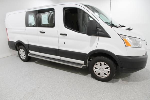 Ford Transit Van with VIN: 1FTYR1ZM4KKB21108