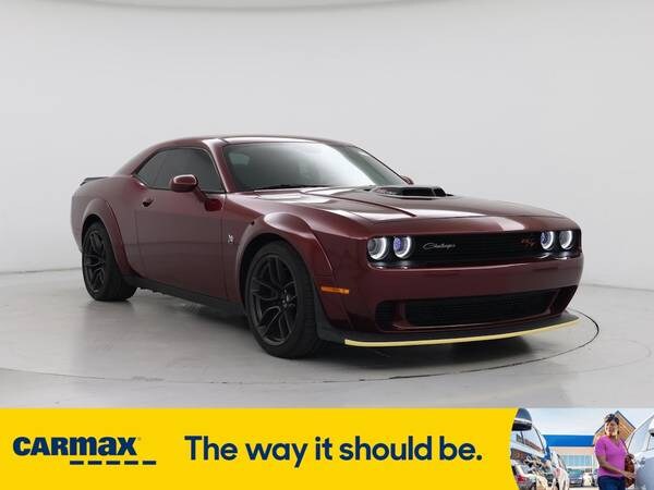 Dodge Challenger with VIN: 2C3CDZFJ9MH654250