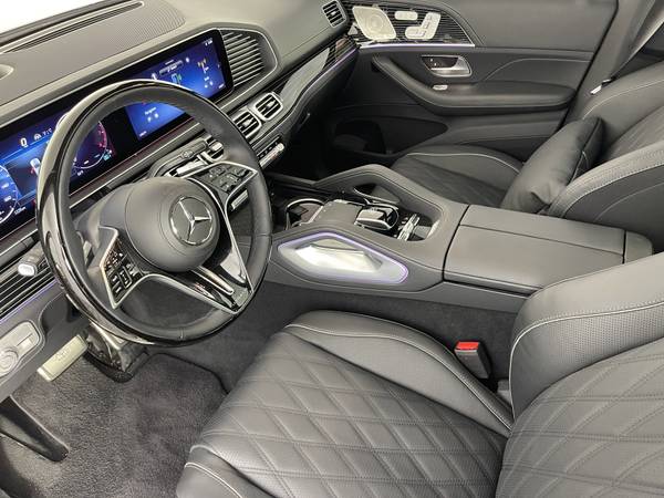 Mercedes-Benz Maybach GLS with VIN: 4JGFF8HB6RB068930