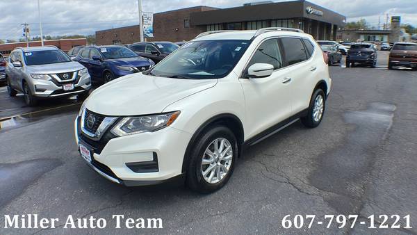 Nissan Rogue with VIN: 5N1AT2MV7KC736380