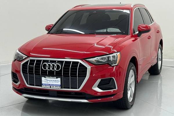 Certified 2022 Audi Q3 Premium