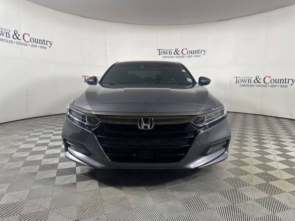 Honda Accord with VIN: 1HGCV1F35KA162744