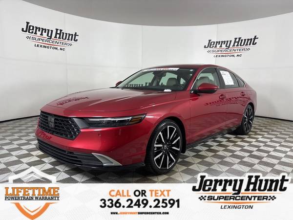Honda Accord with VIN: 1HGCY2F85RA041652