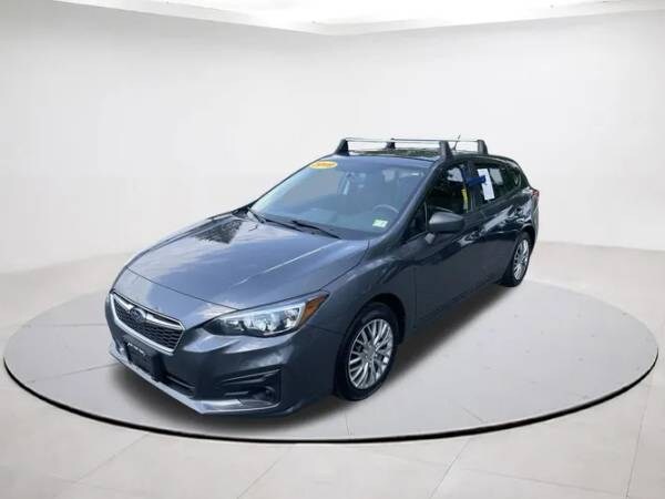 Subaru Impreza with VIN: 4S3GTAA64K1708330