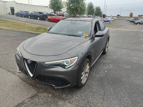 Alfa Romeo Stelvio with VIN: ZASFAKPN6J7B78192