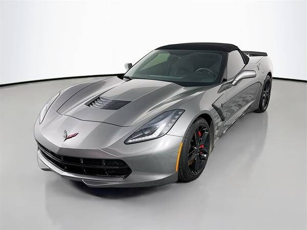 Chevrolet Corvette with VIN: 1G1YG3D78G5122747