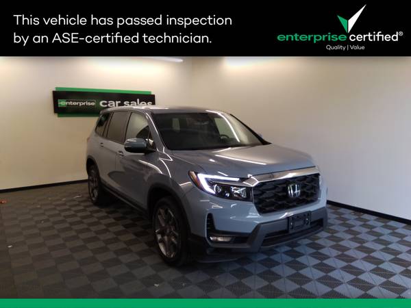 Honda Passport with VIN: 5FNYF8H57NB031397