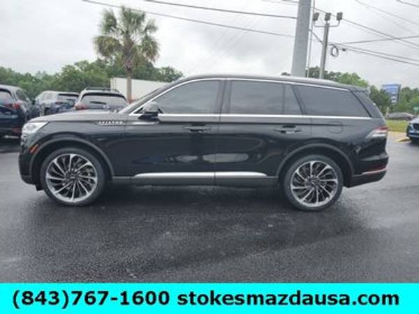 Lincoln Aviator with VIN: 5LM5J7XC4LGL26772