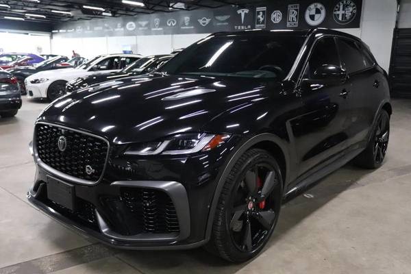 Jaguar F-PACE with VIN: SADCZ2EEXMA666452