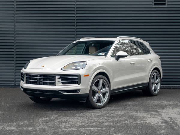 Porsche Cayenne with VIN: WP1AA2AY1SDA00147