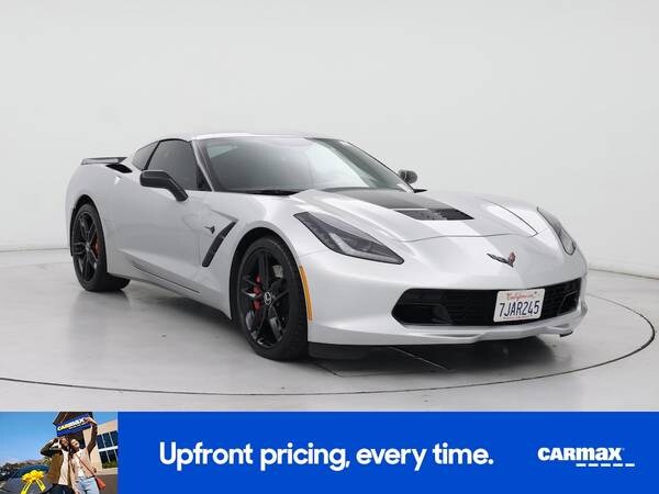 Chevrolet Corvette with VIN: 1G1YM2D75F5109147