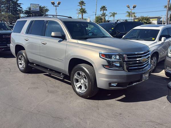 Chevrolet Tahoe with VIN: 1GNSKBKC9HR328599
