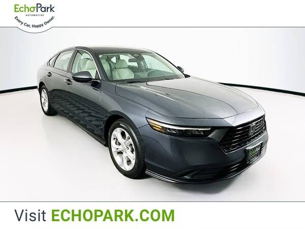 Honda Accord with VIN: 1HGCY1F21PA021532