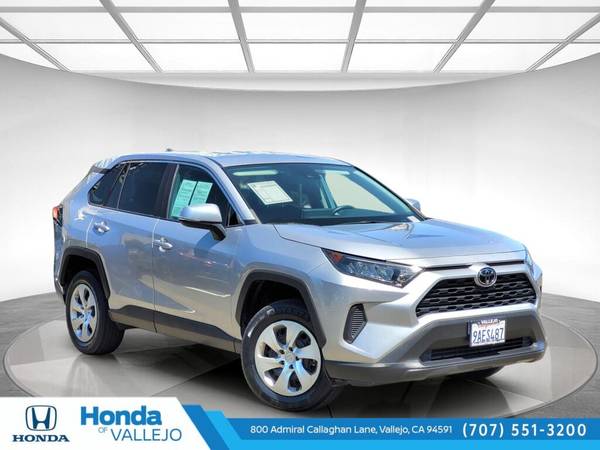 Toyota RAV4 with VIN: 2T3K1RFV9NC181410
