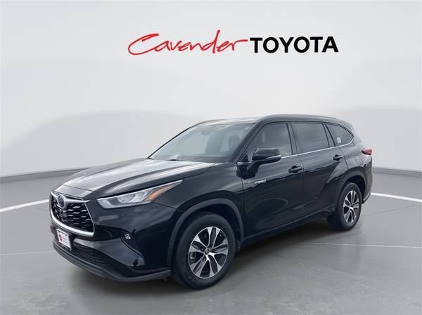 Toyota Highlander Hybrid with VIN: 5TDGARAH2LS502952