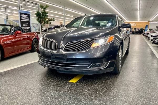 2014 Lincoln MKS Base