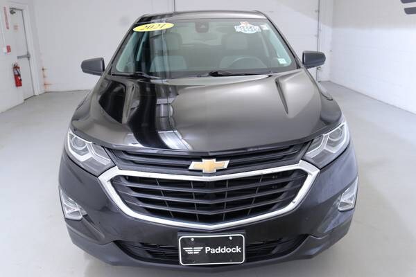 Chevrolet Equinox with VIN: 2GNAXSEV0M6113645
